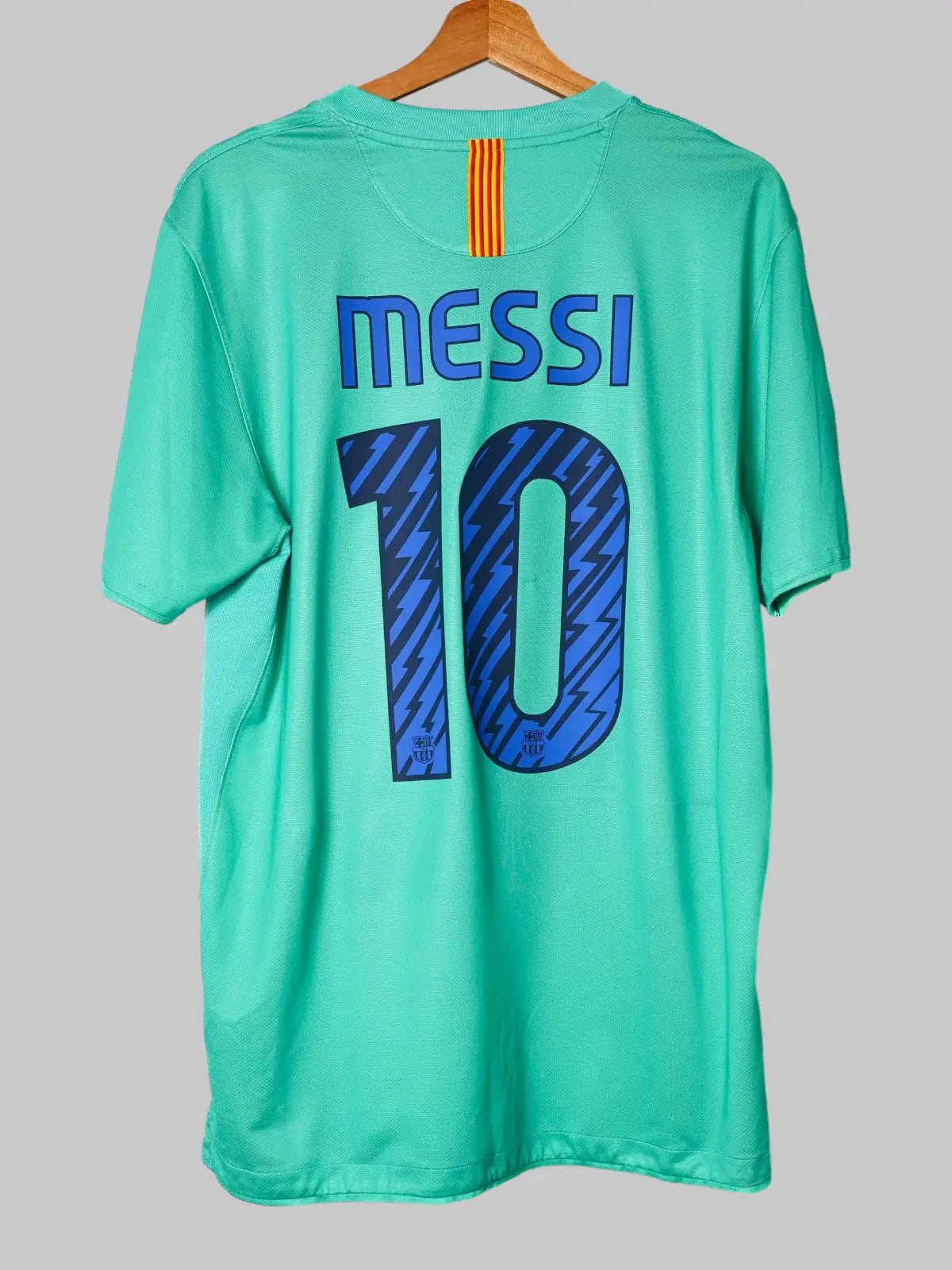 FC Barcelona Away Shirt 2010/11 Messi 10 (L)