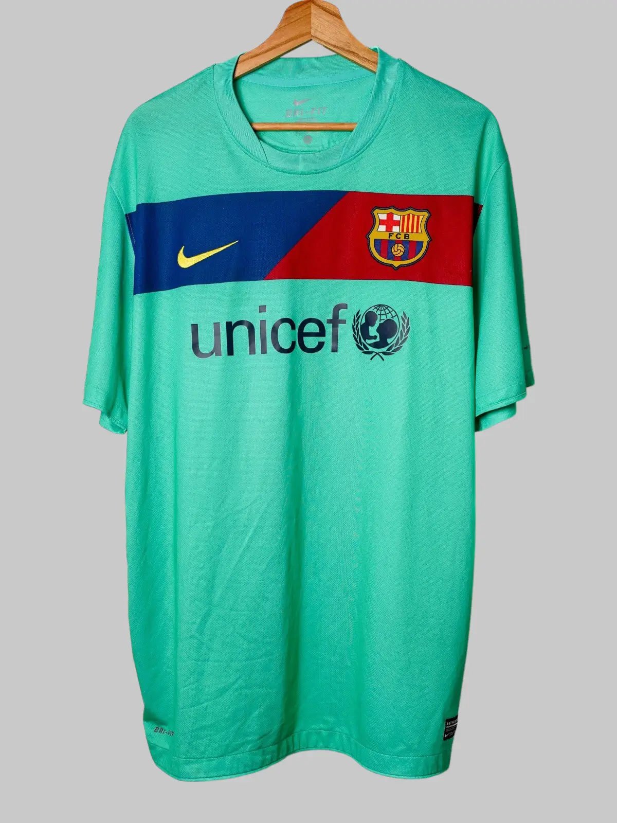 FC Barcelona Away Shirt 2010/11 Messi 10 (XL)