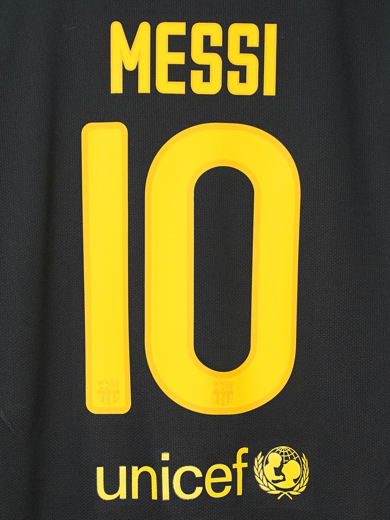 FC Barcelona Away Shirt 2011/12 Messi 10 (L)