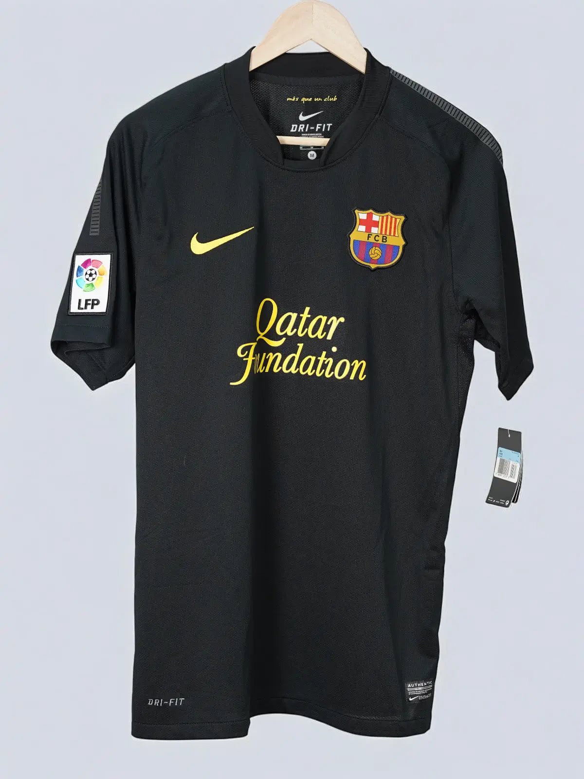 FC Barcelona Away Shirt 2011/12 Xavi 6 BNWT (M)