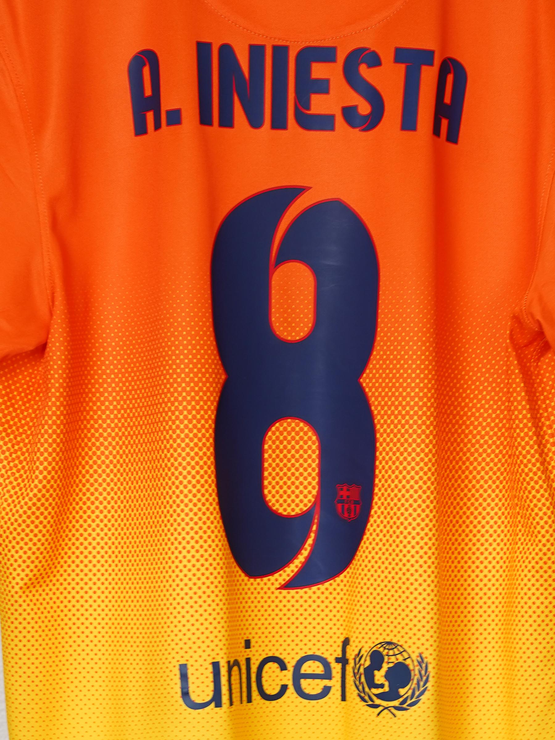 2012/13 FC Barcelona A.Iniesta #8 Away Shirt (S) Nike – First11