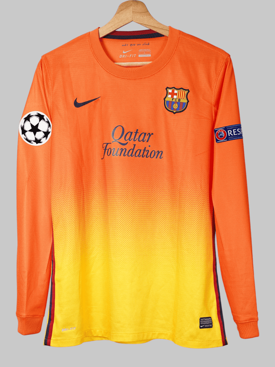 2012/13 Barcelona Xavi #6 Away Shirt (M) Nike – First11 2012/13 Barcelona Xavi #6 Away Shirt (M) Nike – First11