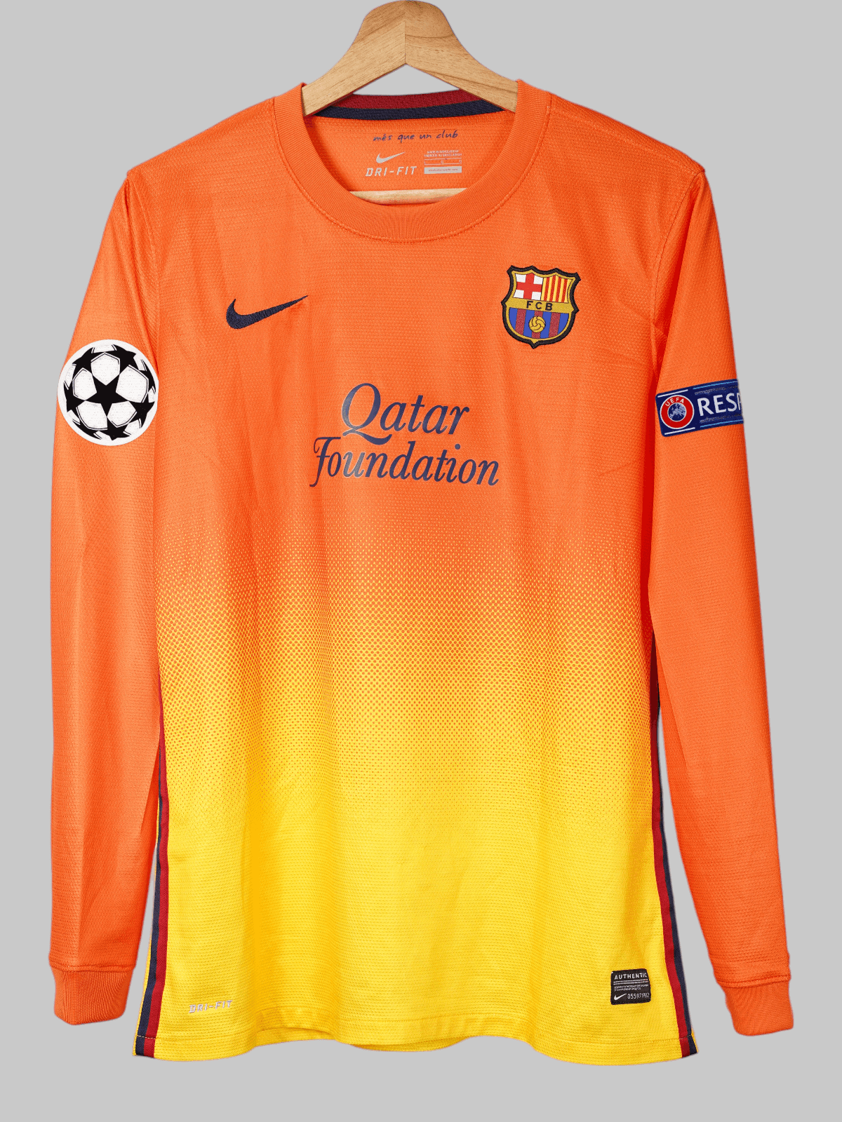 FC Barcelona Away Shirt 2012/13 Xavi 6 Player Issue (M)
