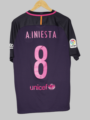 FC Barcelona Away Shirt 2016/17 A. Iniesta 8 (L)