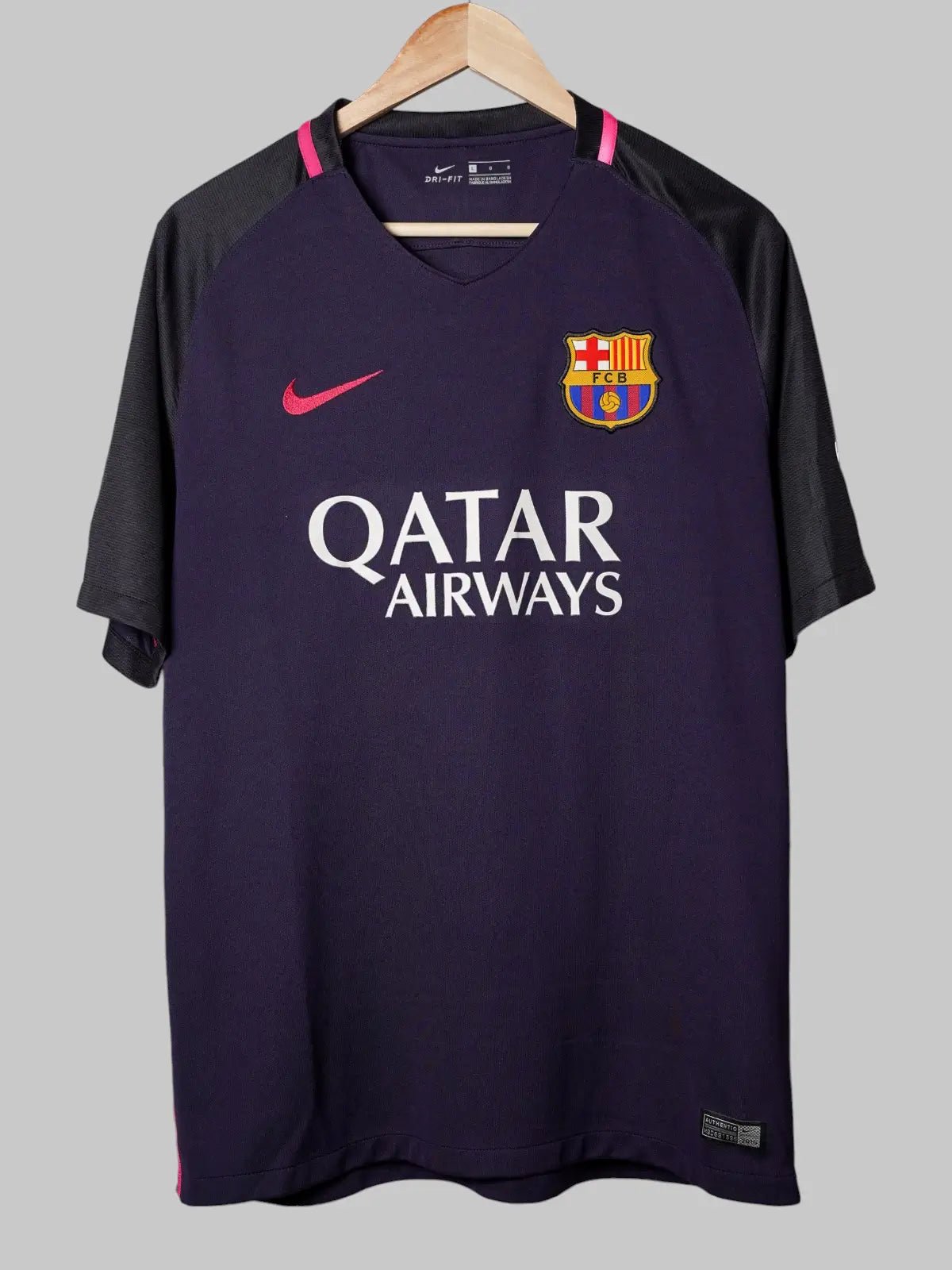 FC Barcelona Away Shirt 2016/17 Neymar Jr 11 (L)