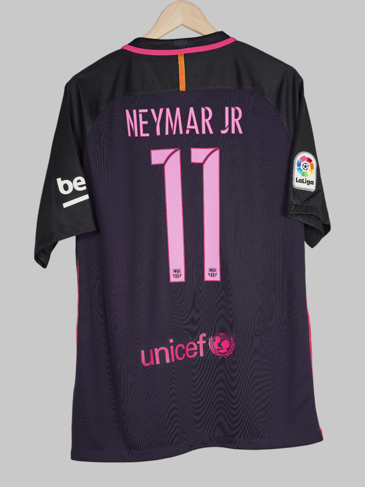FC Barcelona Neymar Jr 11 アウェイユニフォーム 2016/17 Barcelona Neymar Jr #11 Away Shirt (L) Nike | First11