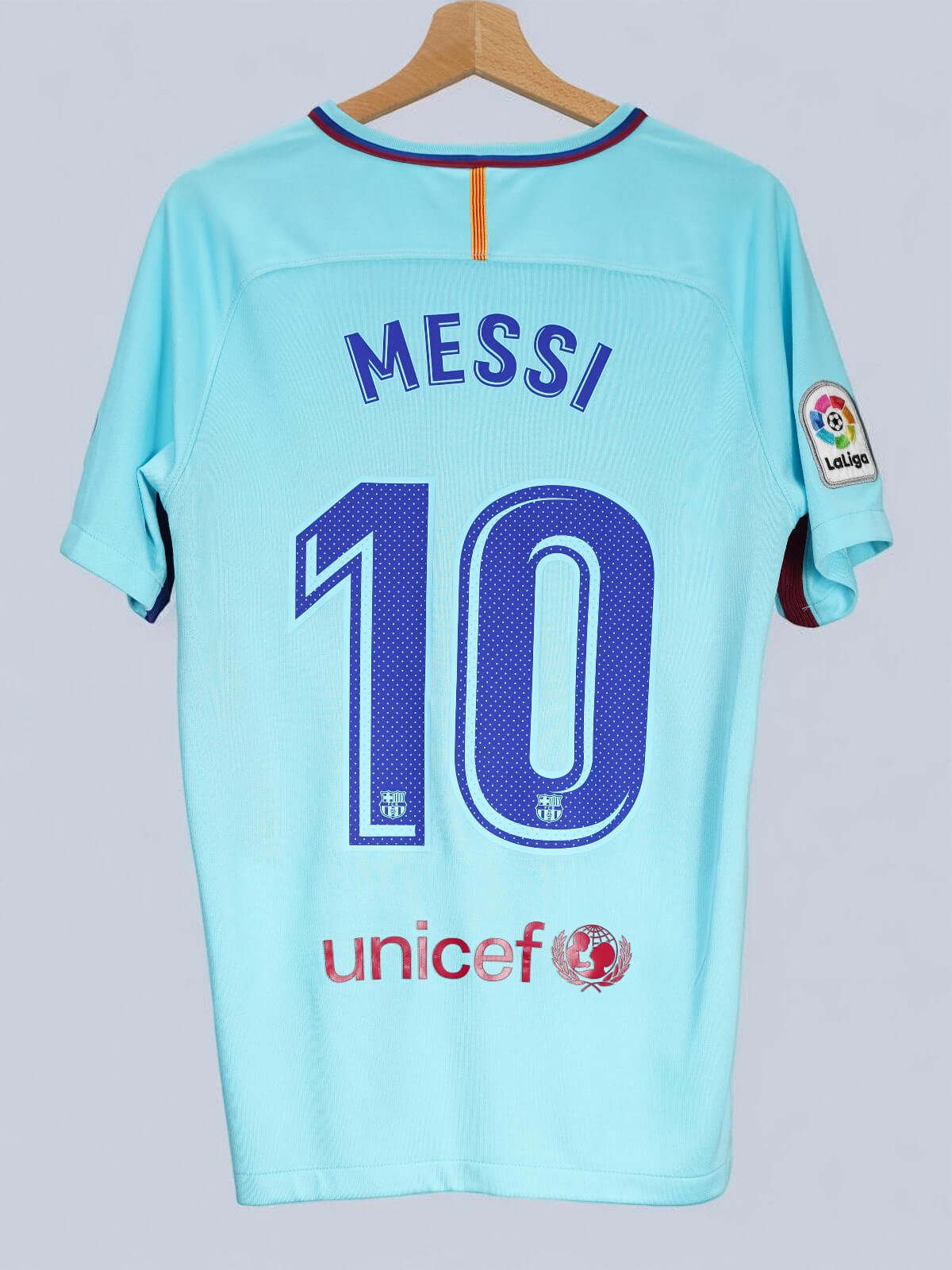 2017/18 FC Barcelona Messi #10 Away Shirt (S) Nike – First11