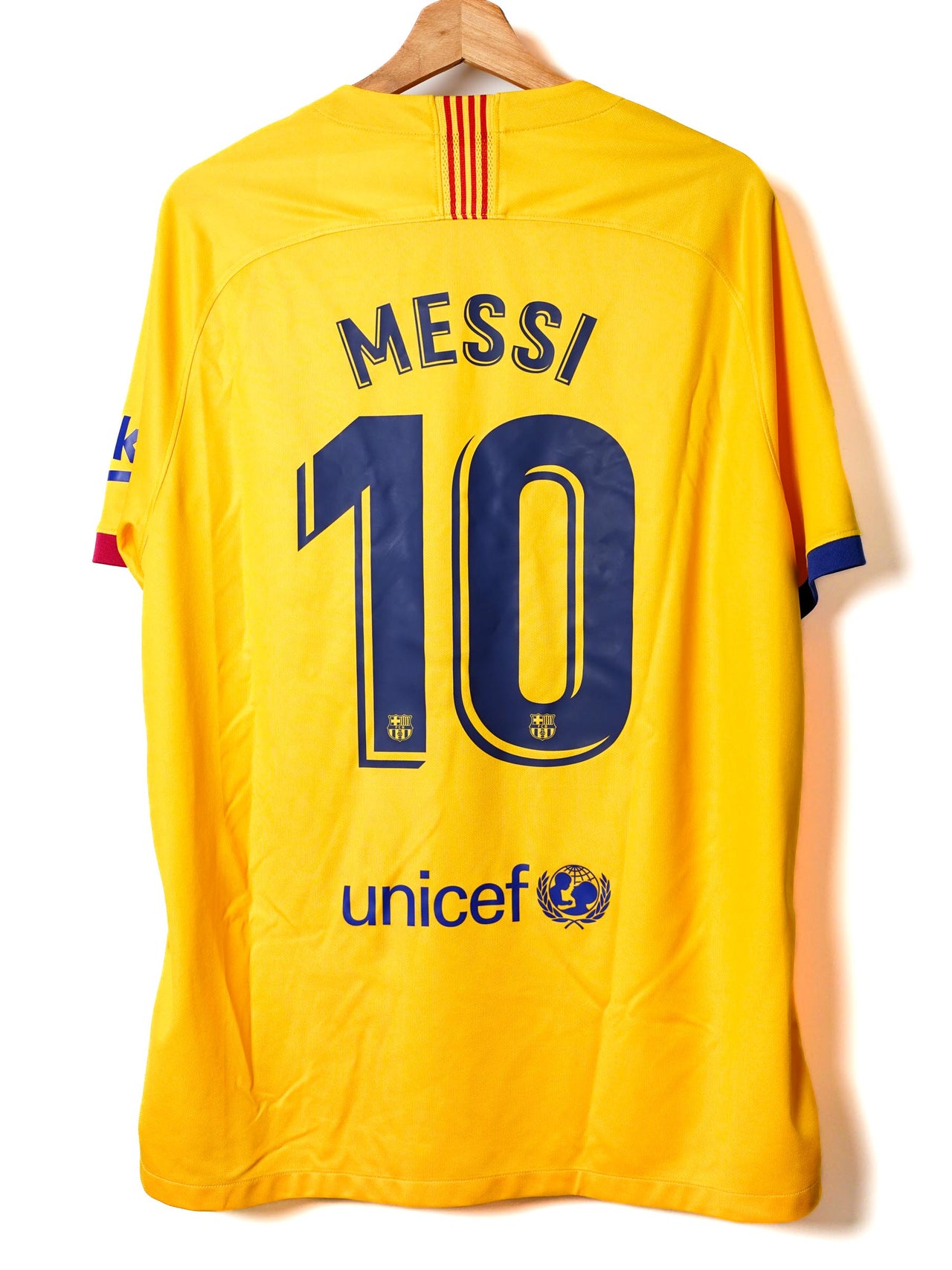 FC Barcelona Away Shirt 2019/20 Messi 10 (XL)