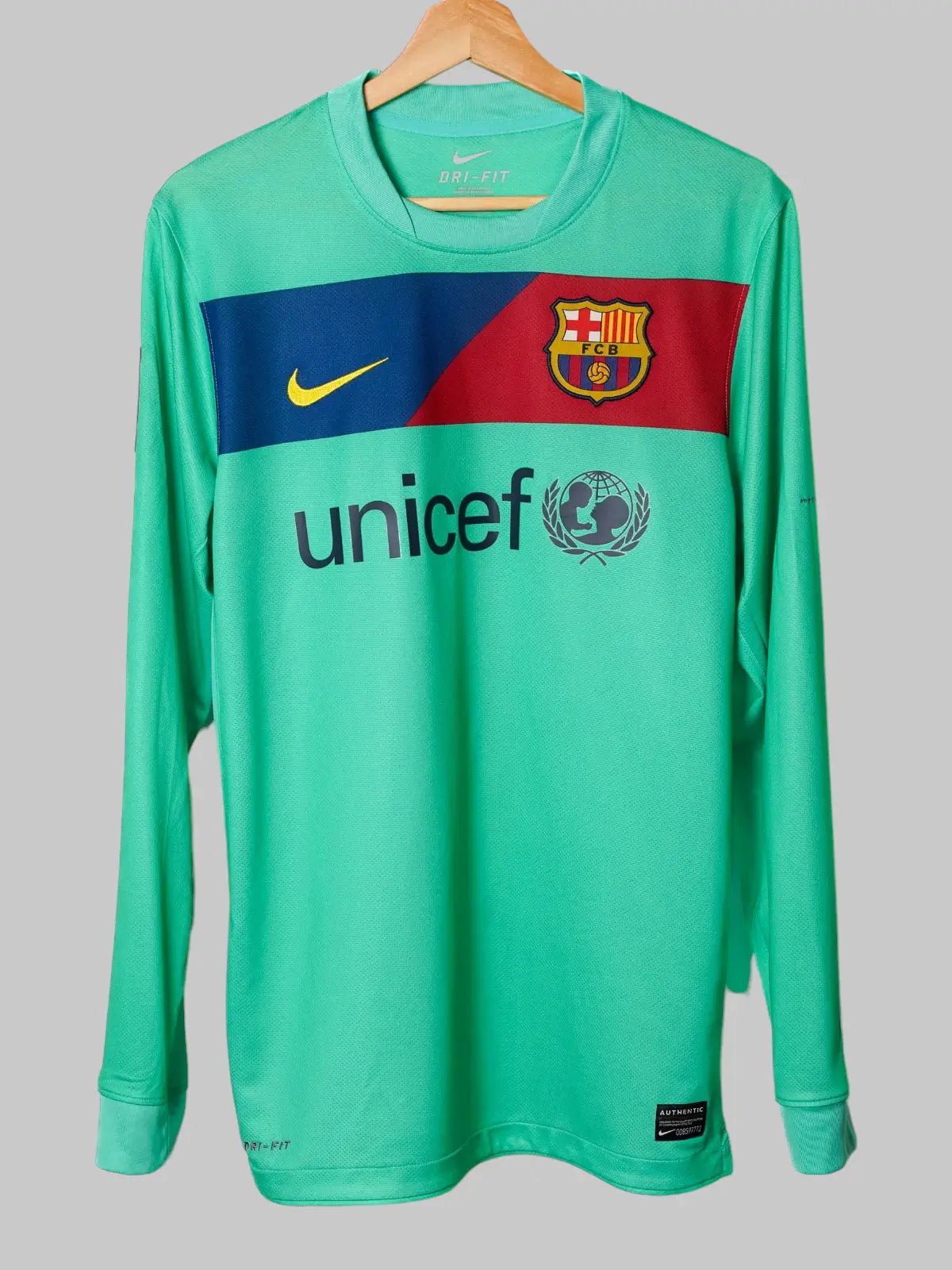 FC Barcelona Away Shirt L/S 2010/11 Messi 10 (S)