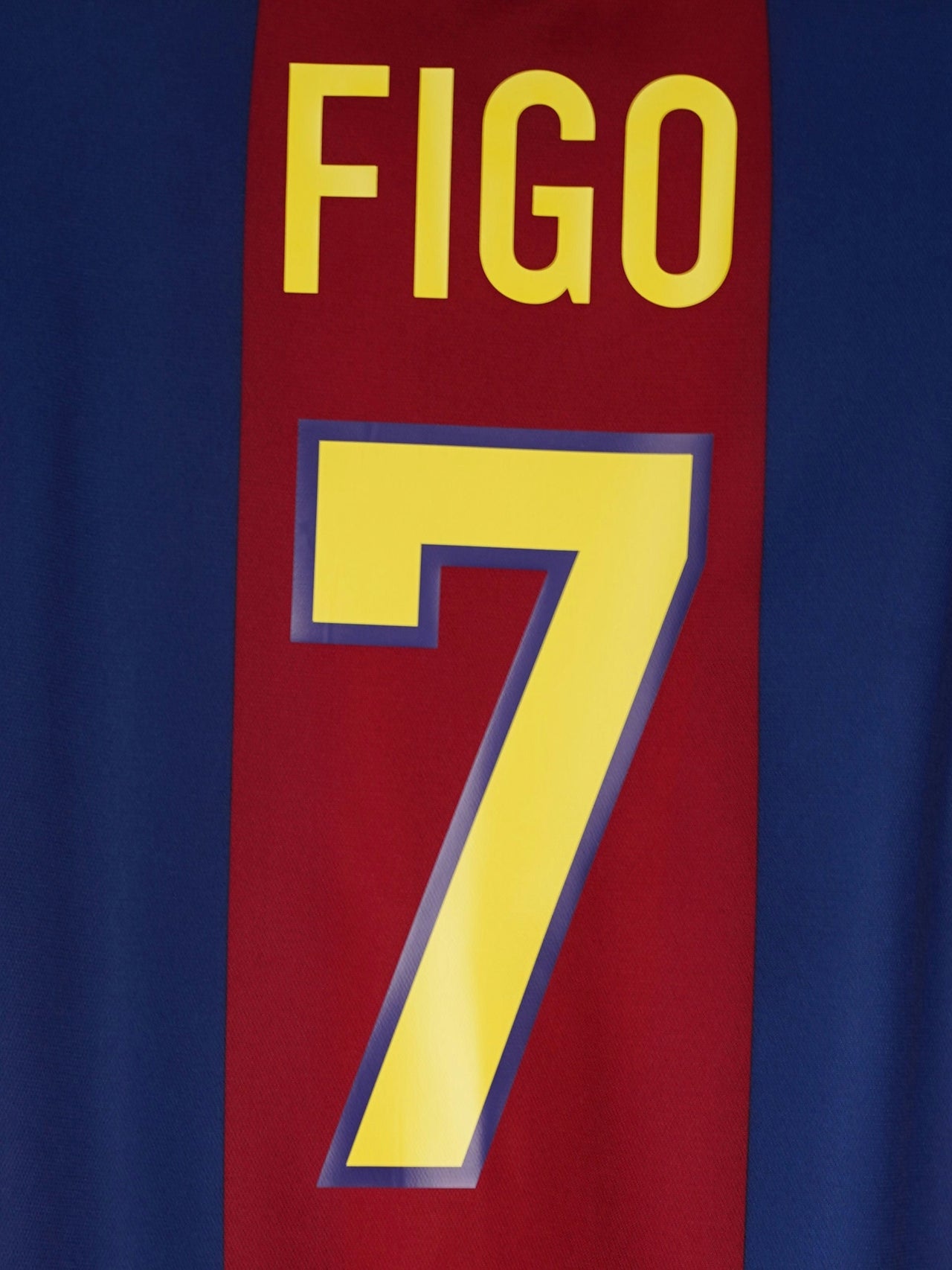 FC Barcelona Home Shirt 1998/99 Figo 7 (L)