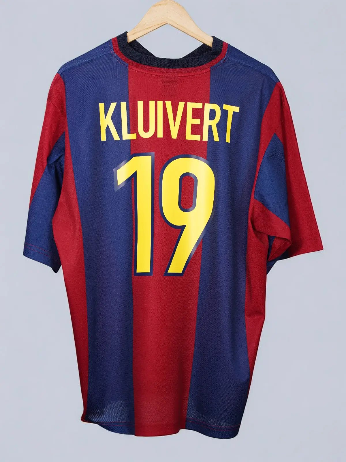 FC Barcelona Home Shirt 1998/99 Kluivert 19 (XL)