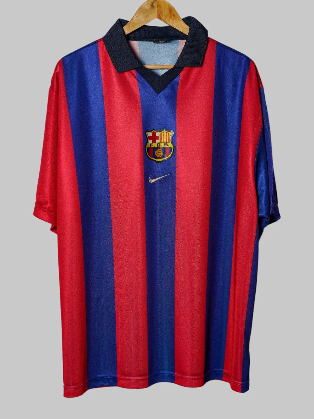 2000/01 FC Barcelona Home Shirt (XL) Nike | First11