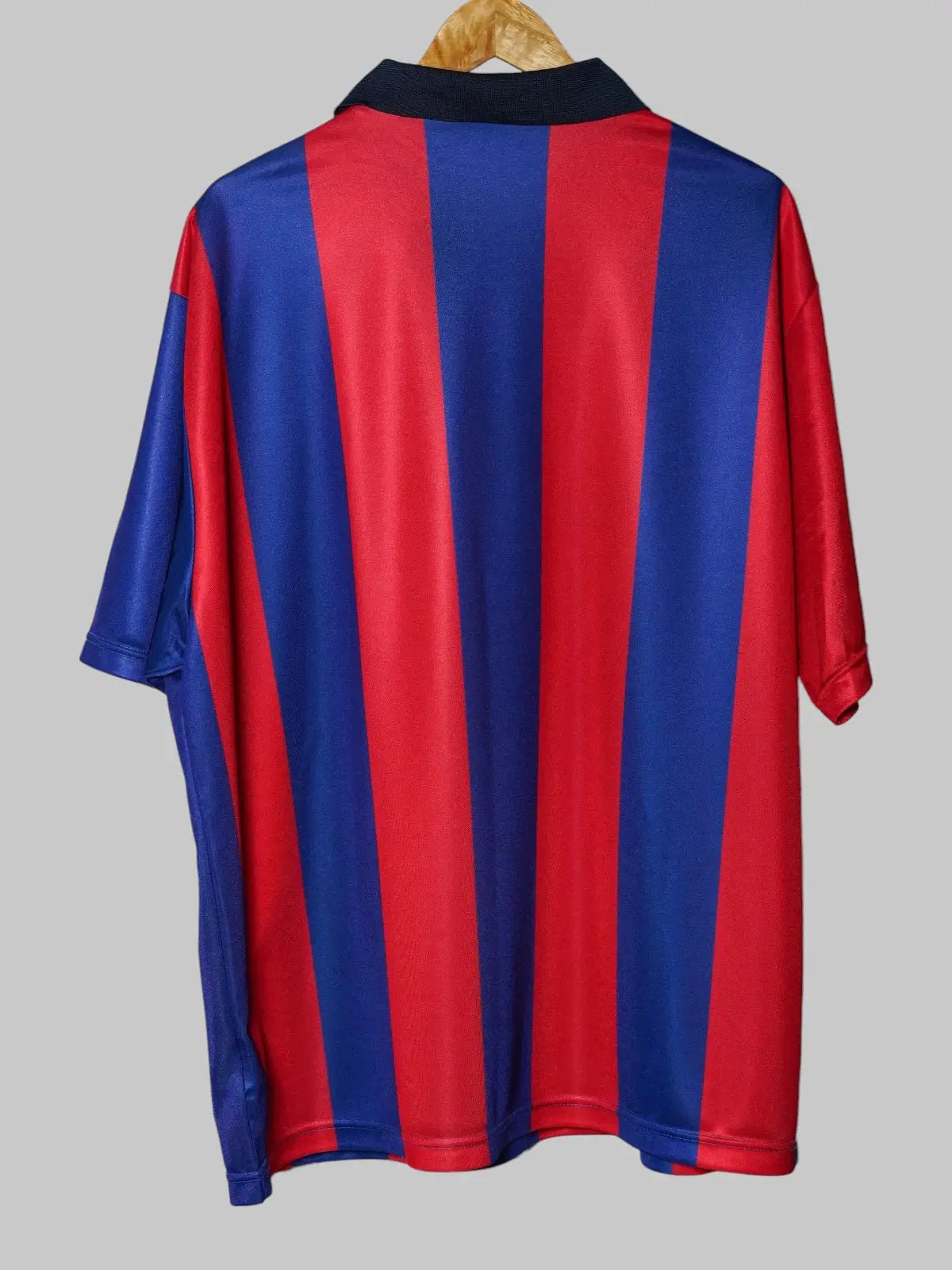 FC Barcelona Home Shirt 2000/01 (XL)