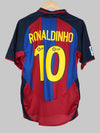 FC Barcelona Home Shirt 2003/4 Ronaldinho #10 (M)