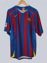 FC Barcelona Home Shirt 2005/6 Messi 30 (L)