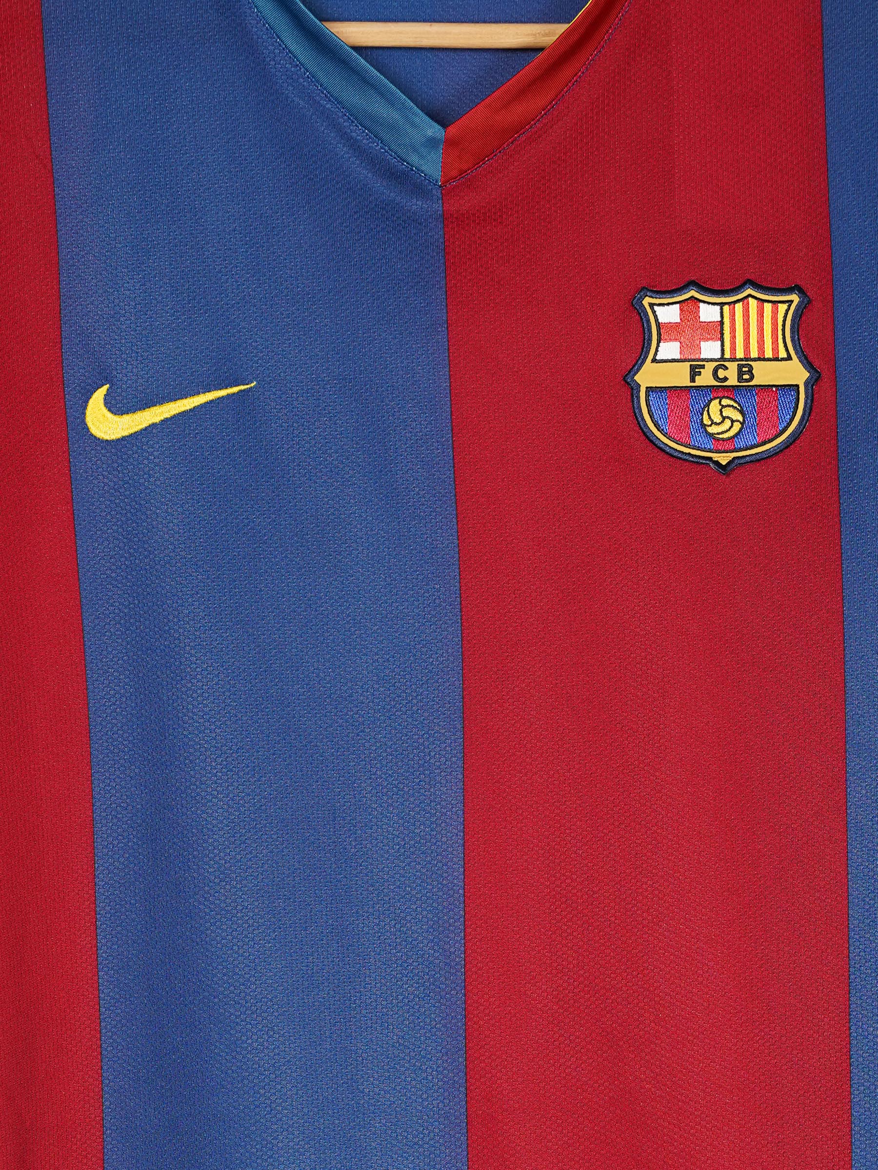 2006/07 Barcelona Messi #19 Home Shirt (M) Nike | First11