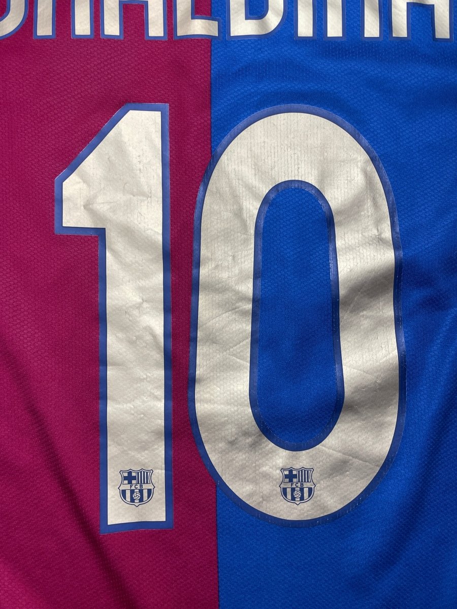 FC Barcelona Home Shirt 2006/7 Ronaldinho #10 - 9/10 - L