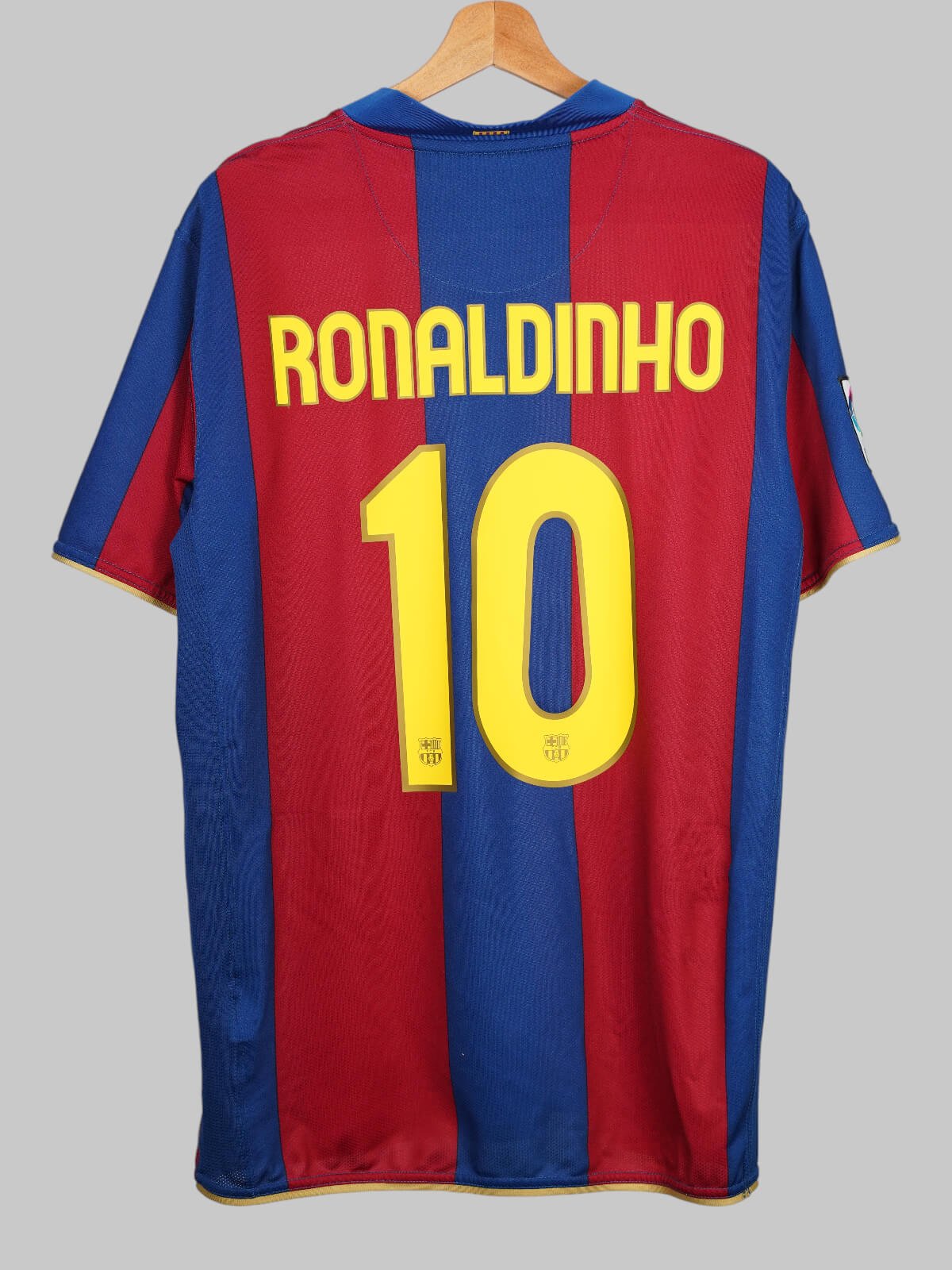 FC Barcelona Home Shirt 2007/8 Ronaldinho 10 (L)