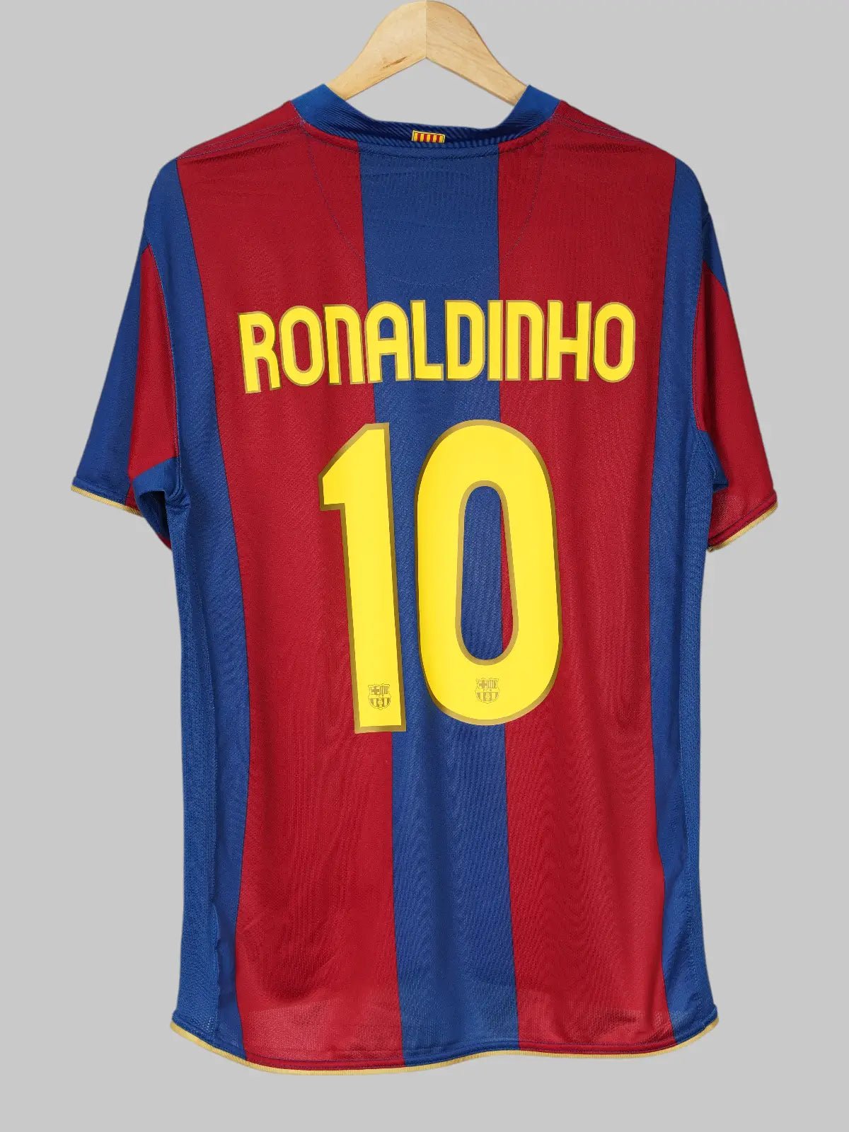 FC Barcelona Home Shirt 2007/8 Ronaldinho 10 (L)