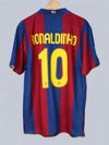 FC Barcelona Home Shirt 2007/8 Ronaldinho #10 (L)