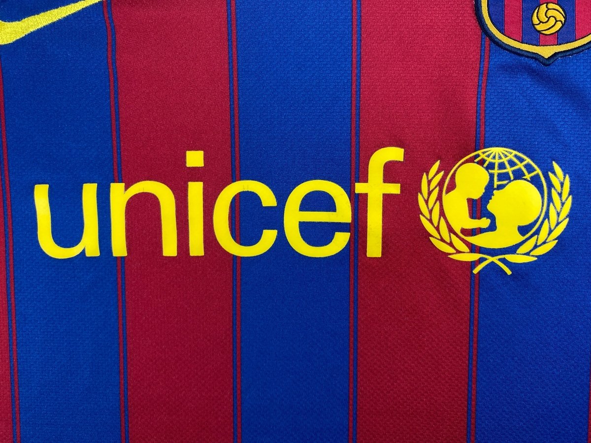 FC Barcelona Home Shirt 2009/10 - 8/10 - M