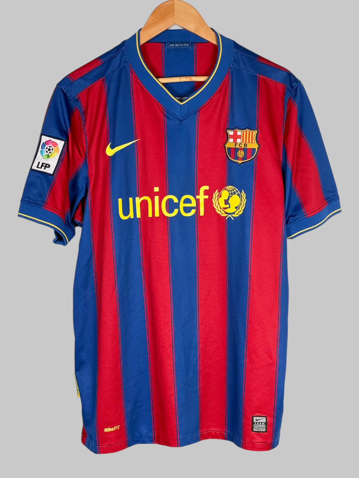 2009/10 Barcelona Ibrahimović #9 Home Shirt (L) Nike | First11