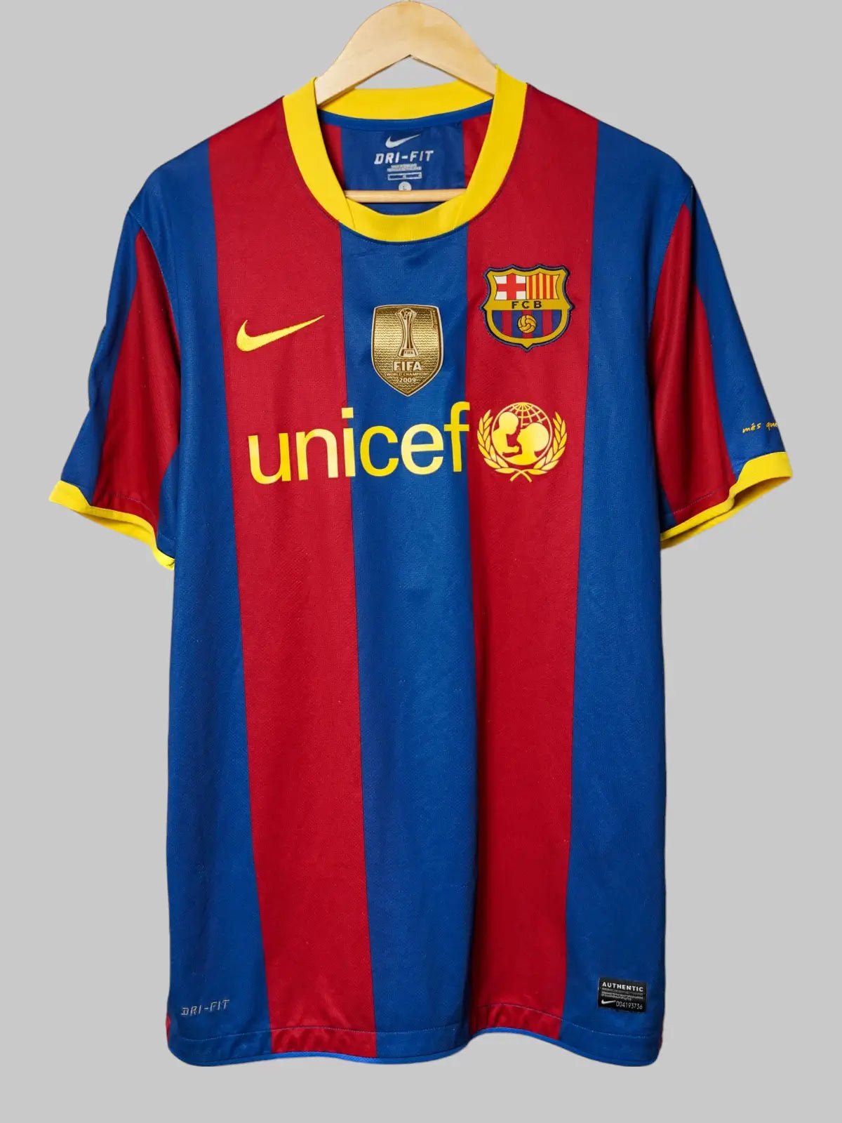 2010/11 Barcelona Villa #7 Home Shirt (L) Nike | First11