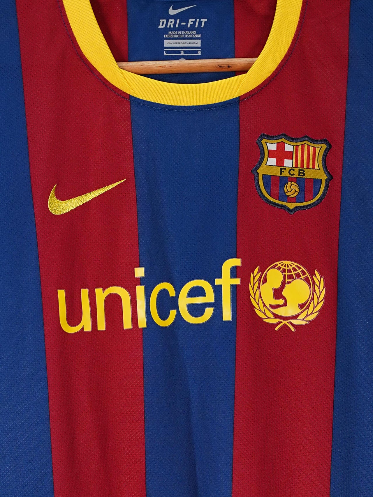FC Barcelona Home Shirt 2010/12 Xavi 6 (Womens L)