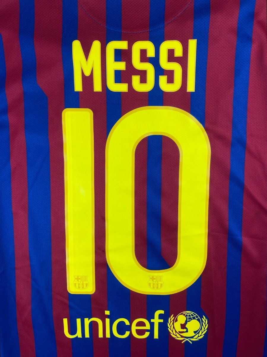 FC Barcelona Home Shirt 2011/12 Messi #10 - 9/10 - L