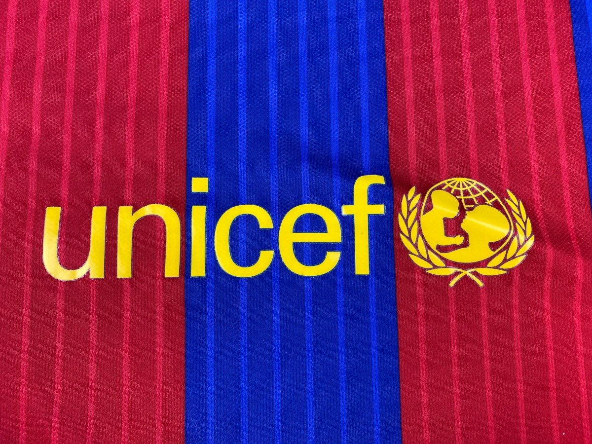 FC Barcelona Home Shirt 2016/17 - 8/10 - L