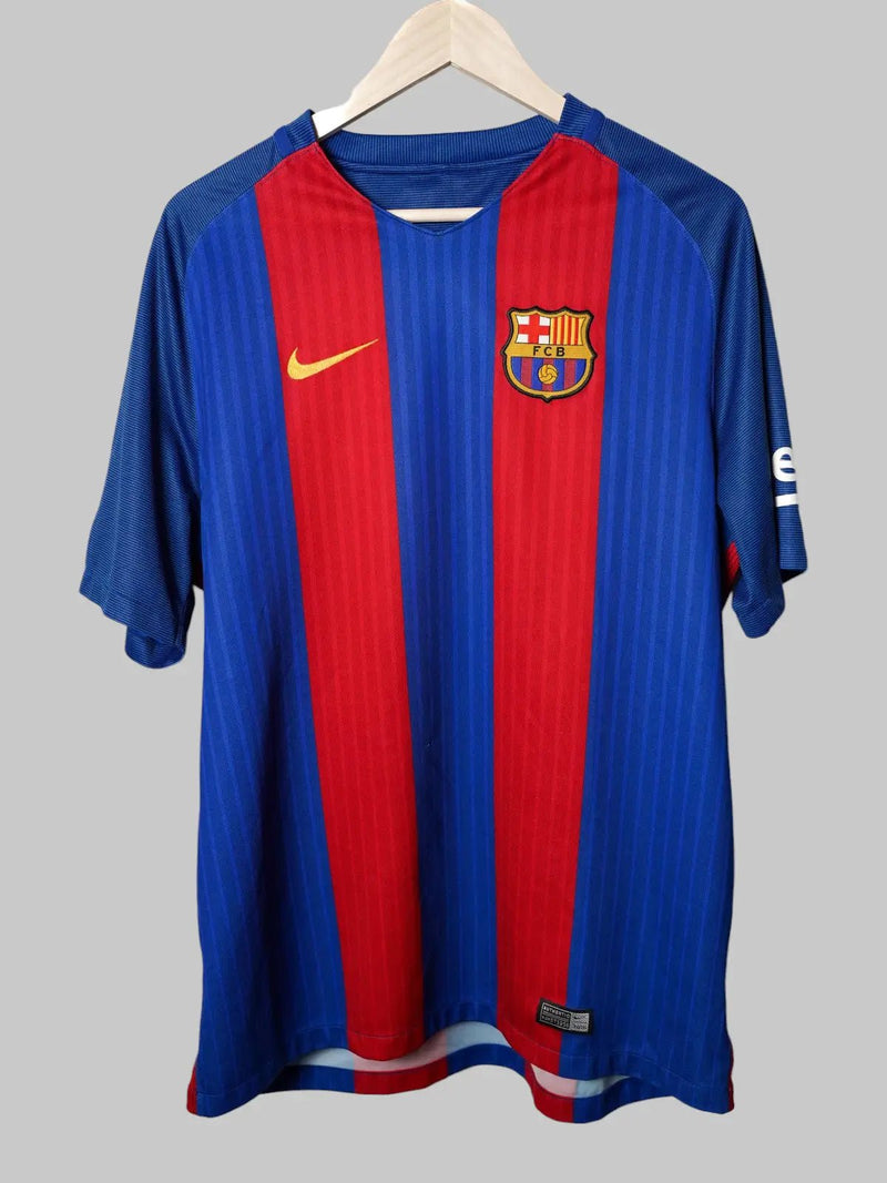 FC Barcelona Home Shirt 2016/17 Messi 10 (XL)