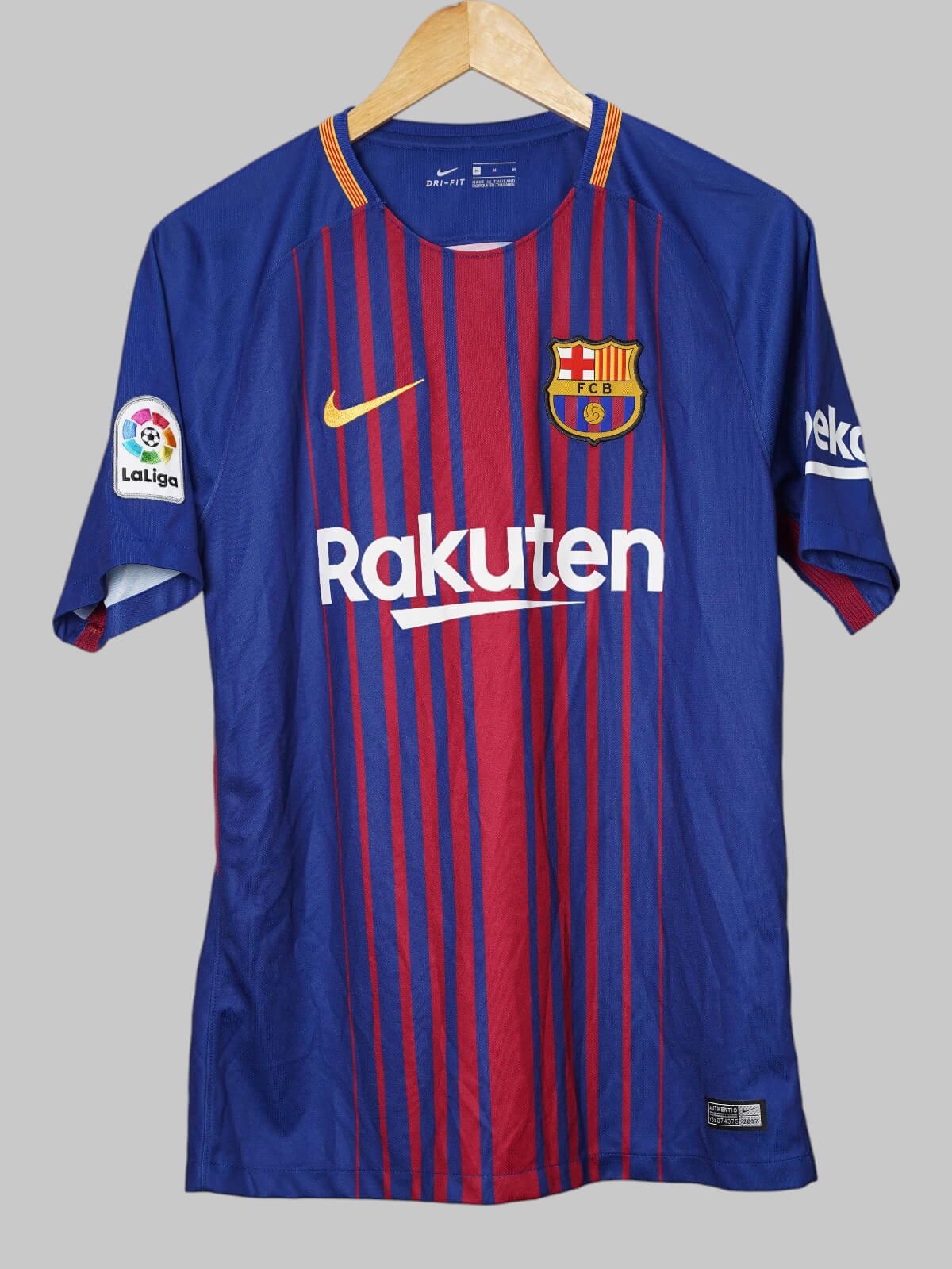 2017/18 Barcelona Messi #10 Home Shirt (M) Nike | First11