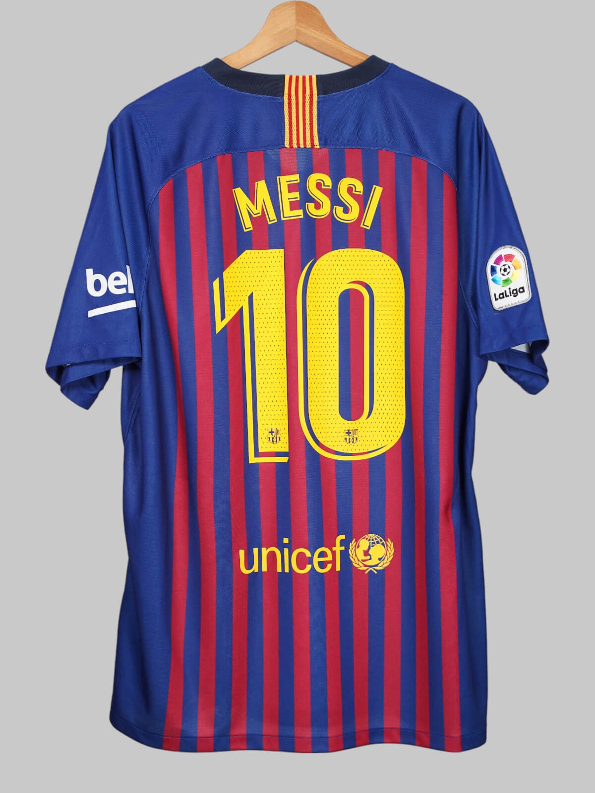 FC Barcelona Home Shirt 2018/19 Messi 10 (XL)