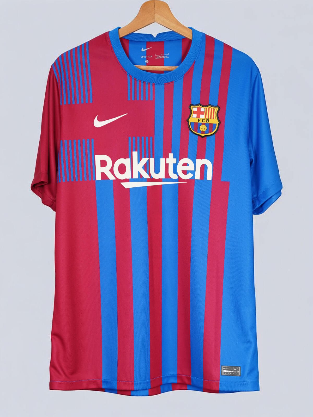 FC Barcelona Home Shirt 2021/22 Memphis 9 (L)
