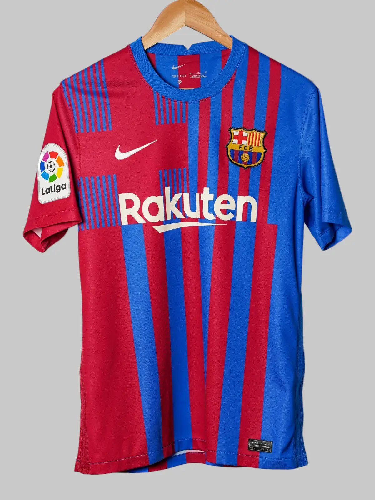 FC Barcelona Home Shirt 2021/22 Memphis 9 (M)