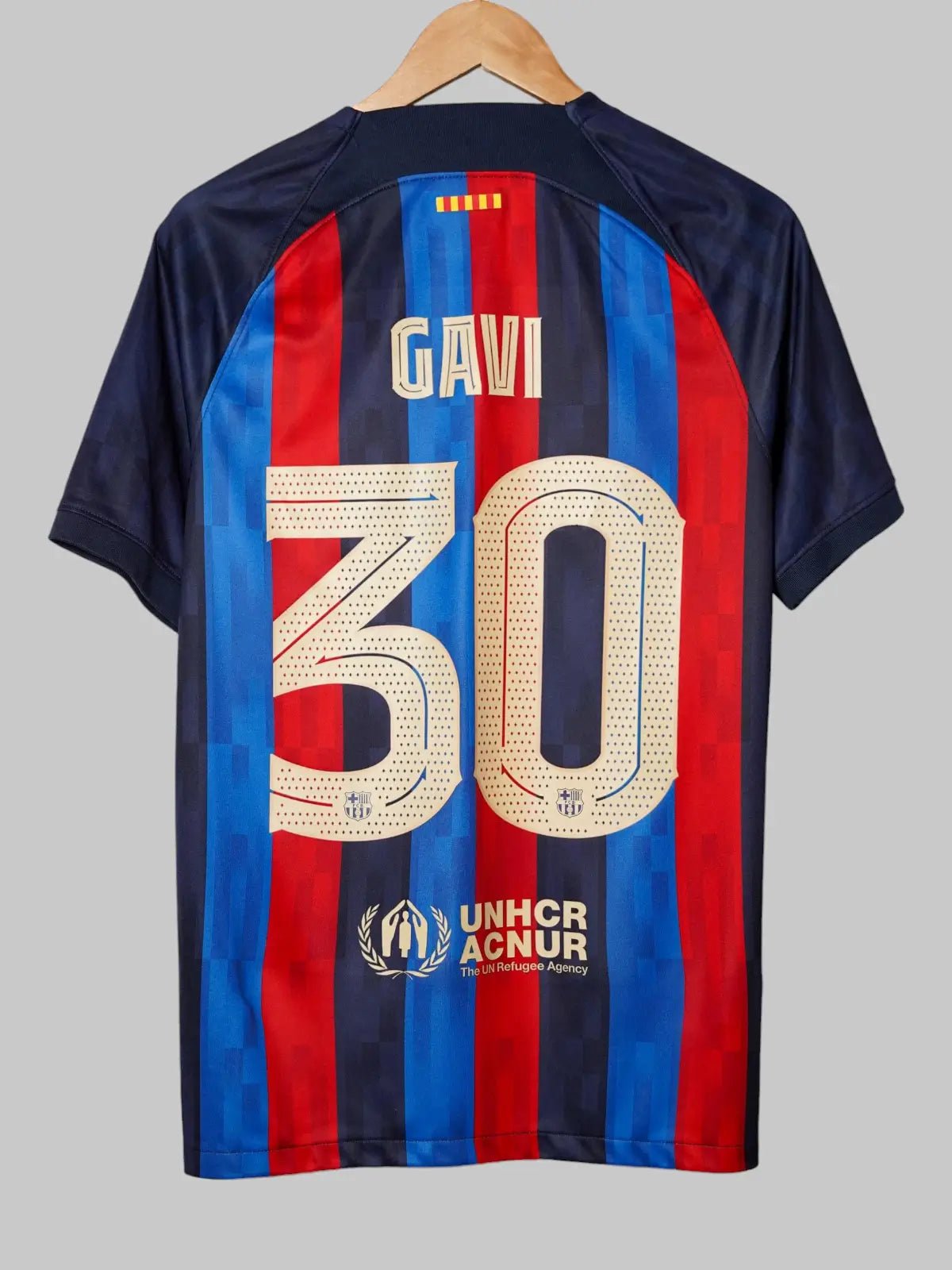 FC Barcelona Home Shirt 2022/23 Gavi 30 (M)