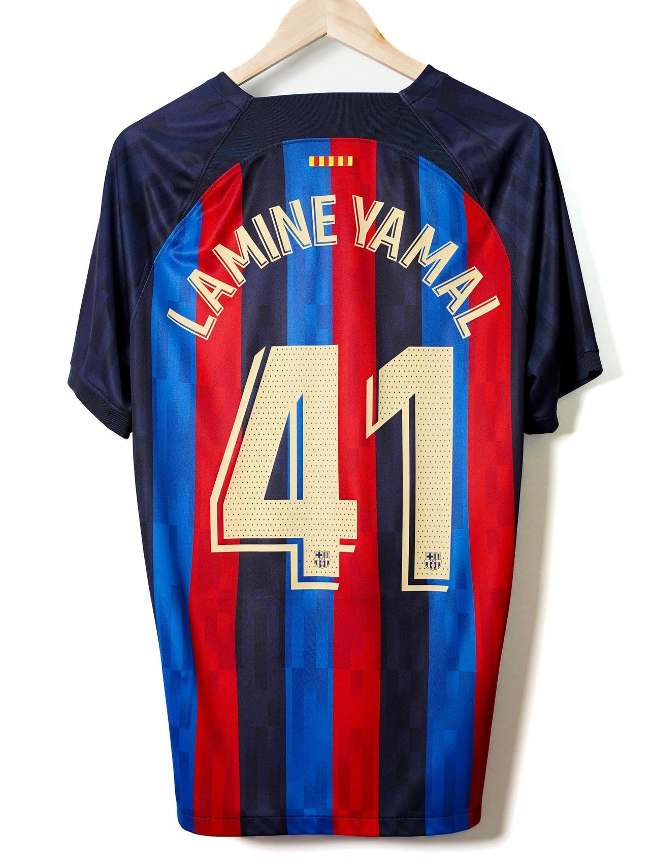 FC Barcelona Home Shirt 2022/23 Lamine Yamal 41 (L)