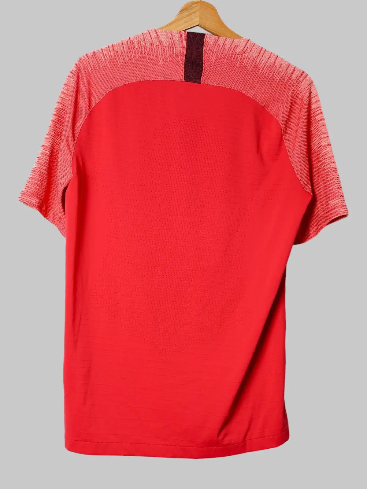 FC Barcelona Pre - Match Training Worn Shirt 2018/19 I.Rakitic (M)