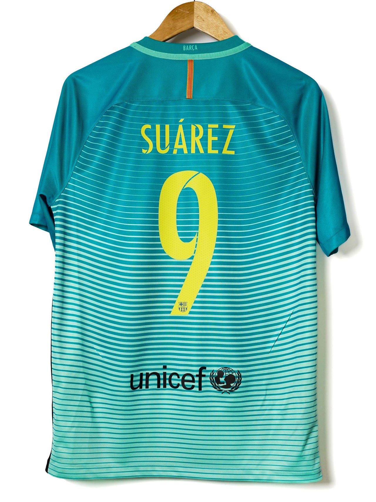 FC Barcelona Third Shirt 2016/17 Suarez 9 (M)