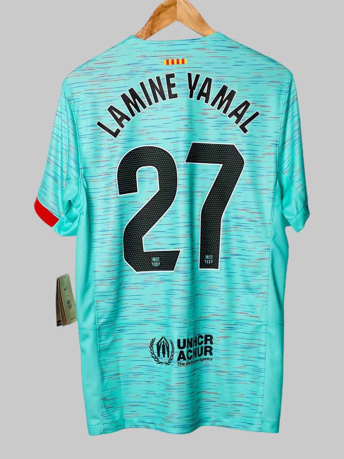FC Barcelona Tercera Camiseta 2023/24 Lamine Yamal 27 BNWT (M)