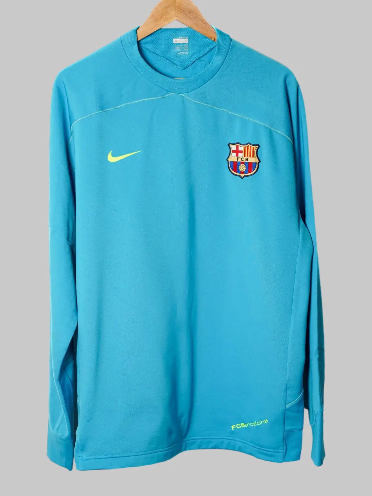 FC Barcelona Training Sweater 2007/8 BNWT (L)
