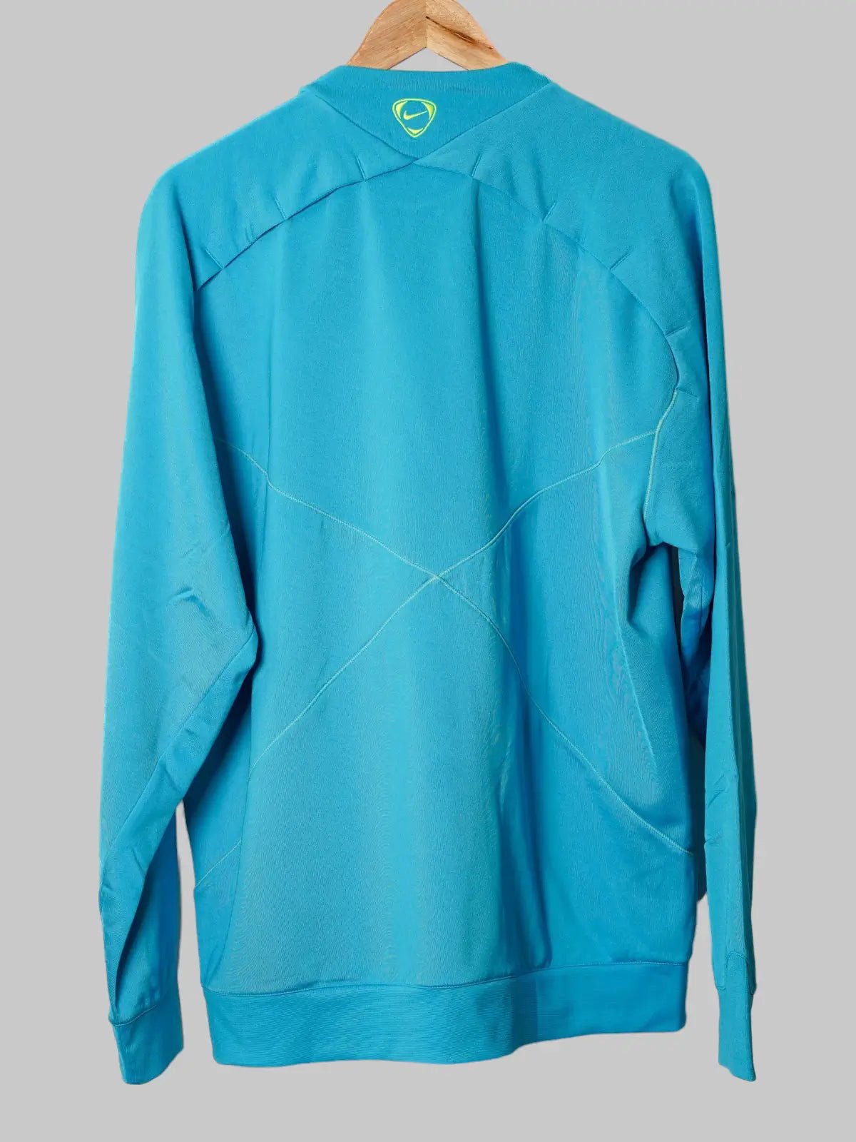 FC Barcelona Training Sweater 2007/8 BNWT (L)