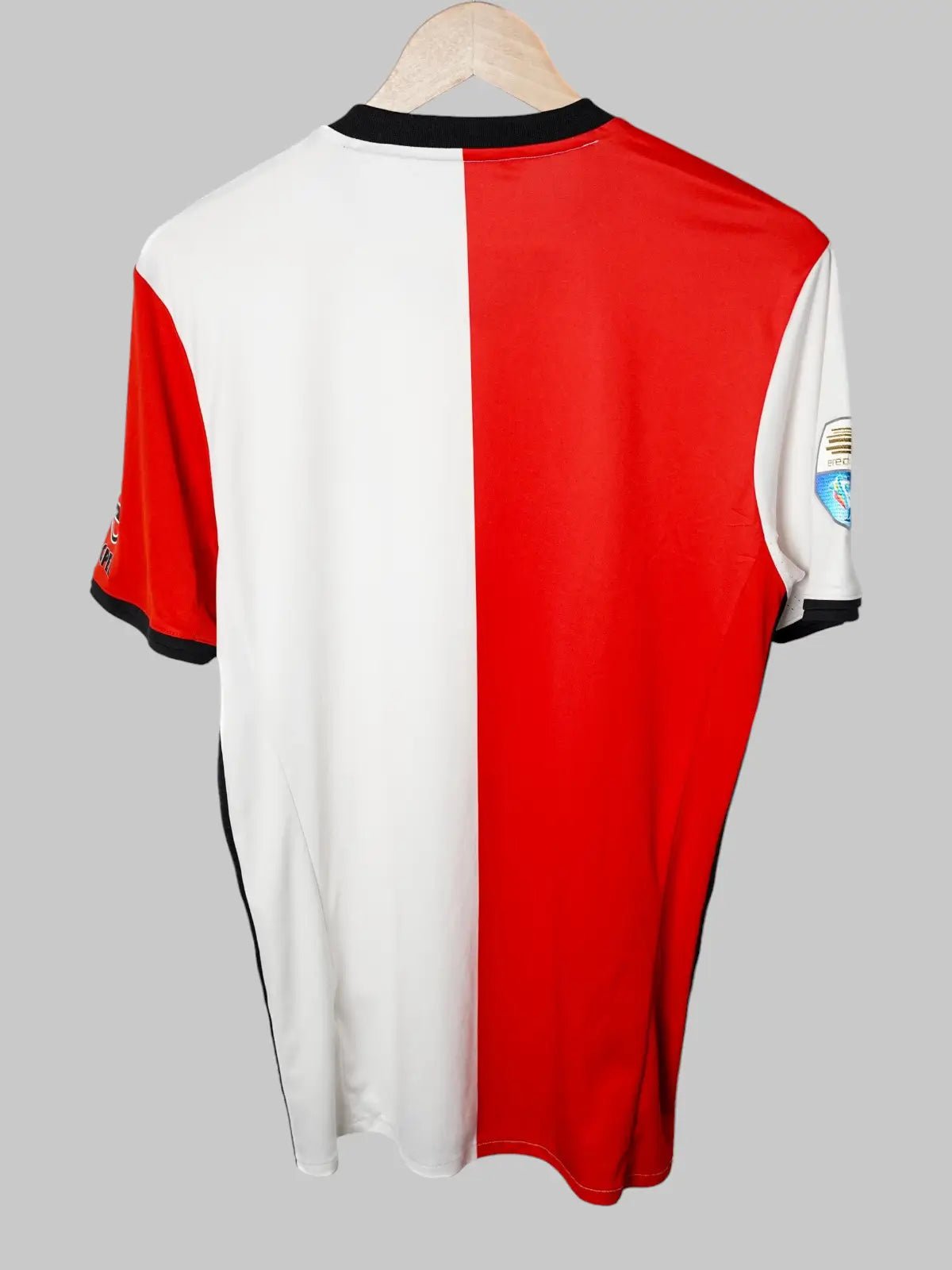 Feyenoord Home Shirt 2016/17 (M)