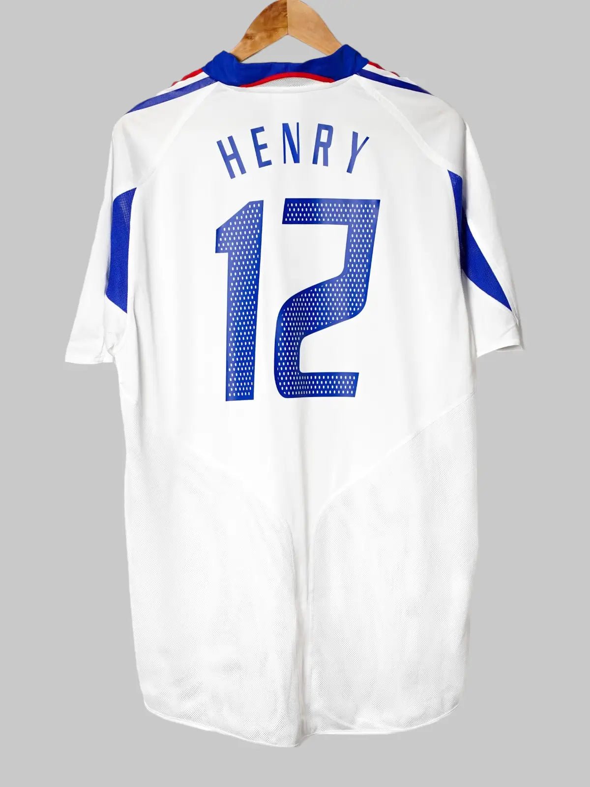 France Away Shirt 2004/6 Henry 12 (L)
