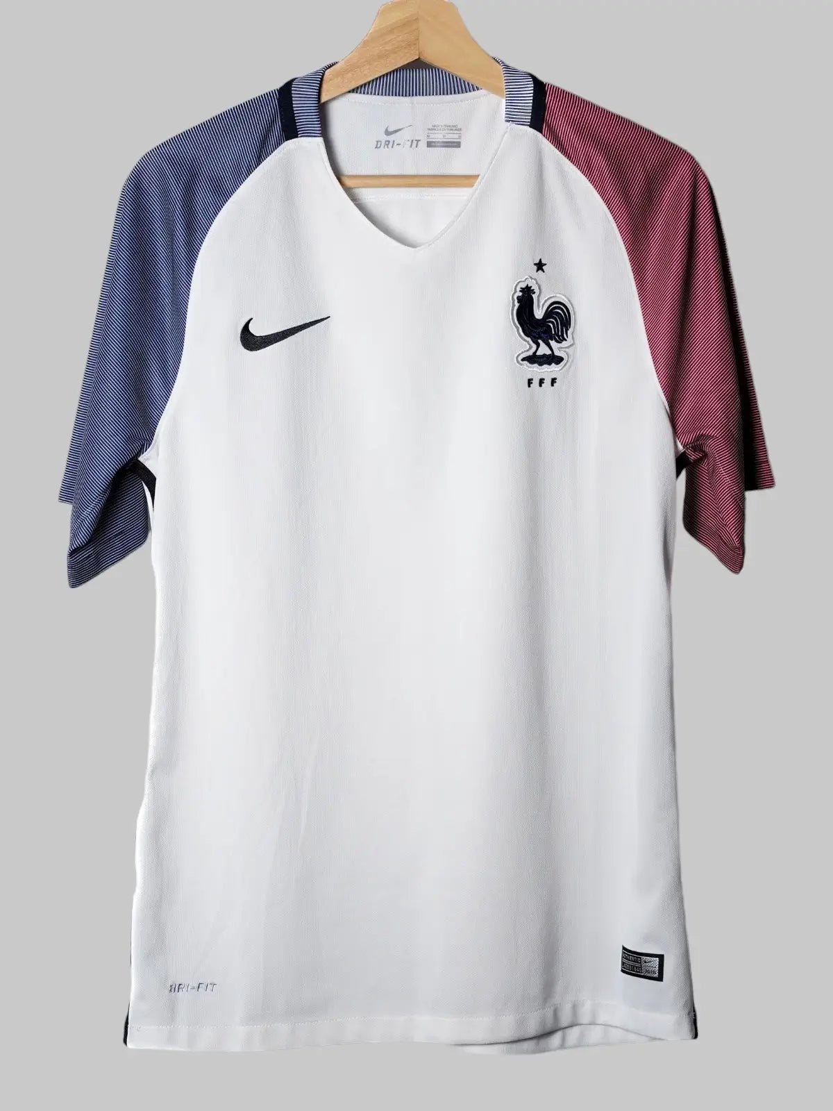 France Away Shirt 2016/17 Pogba 15 (M)