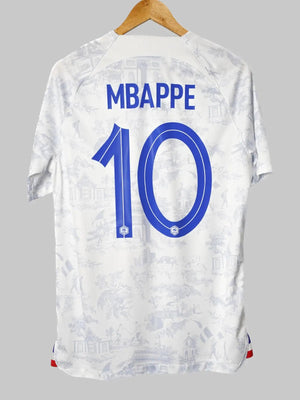 Camiseta visitante Francia 2022/23 Mbappe 10 (M)