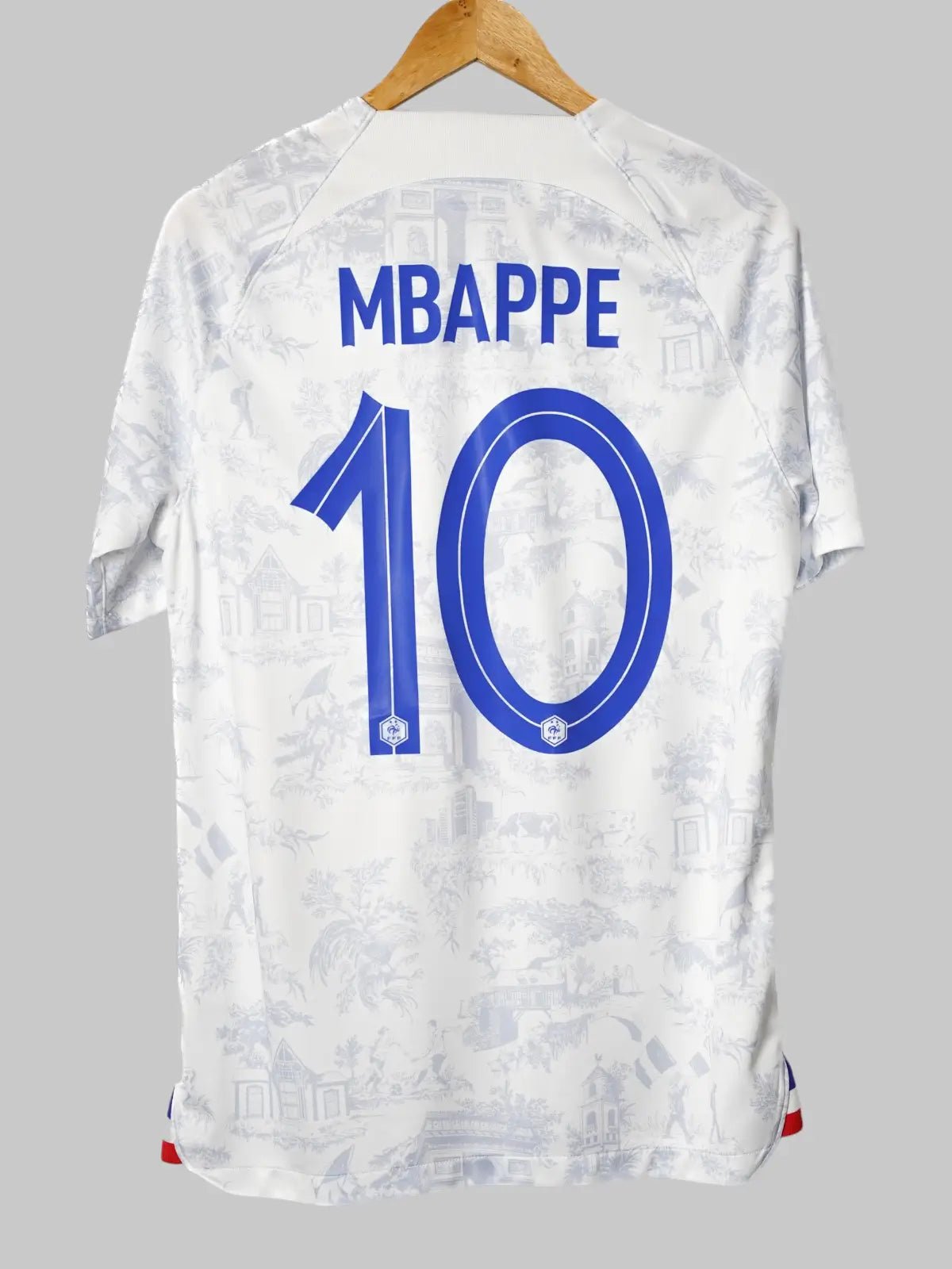 France Away Shirt 2022/23 Mbappe 10 (M)