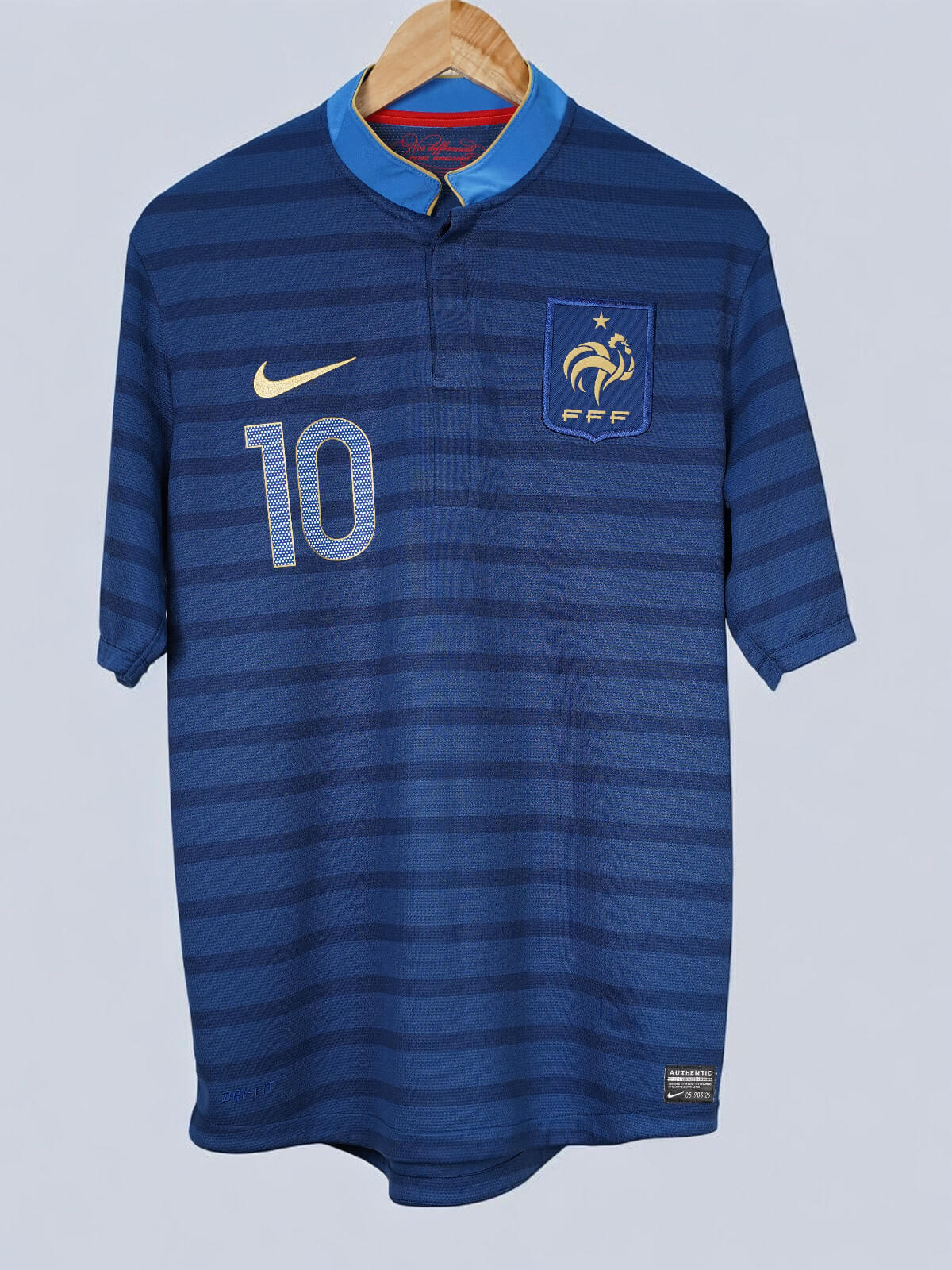 France Home Shirt 2012/13 Benzema 10 (M)