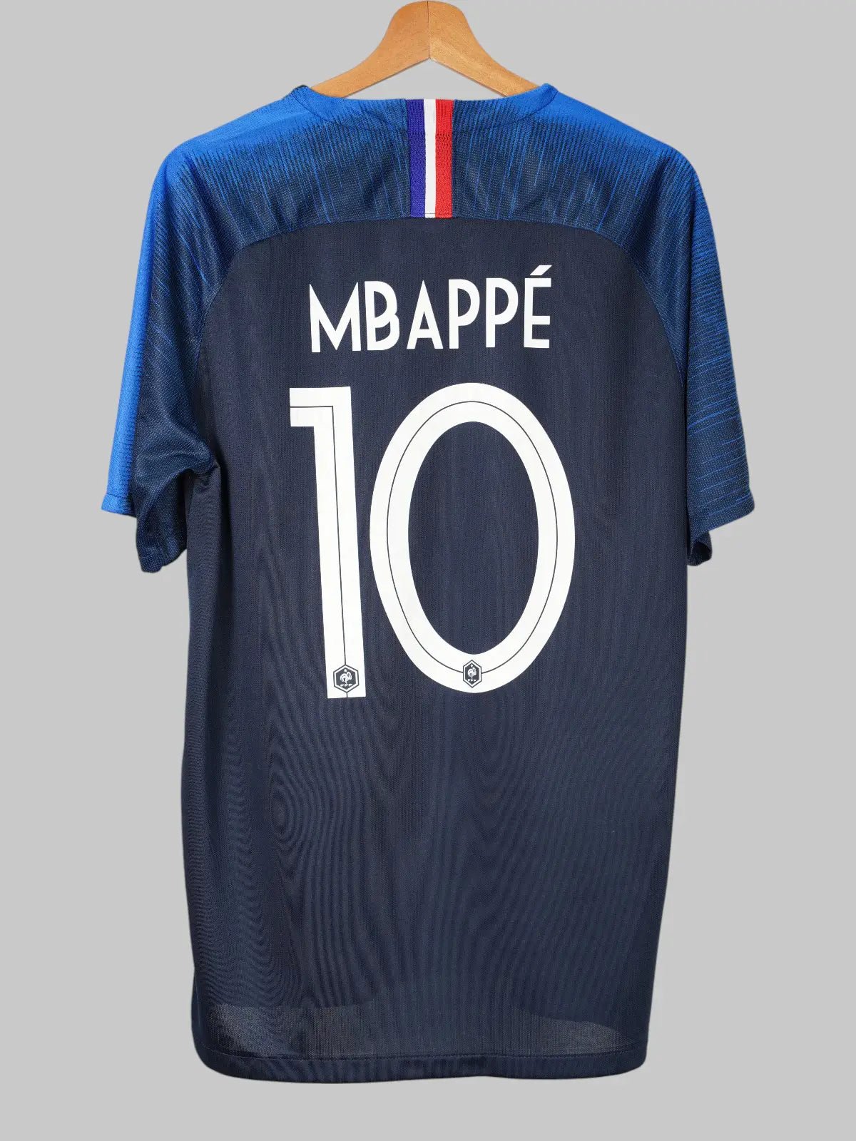 France Home Shirt 2018/19 Mbappe 10 (L)