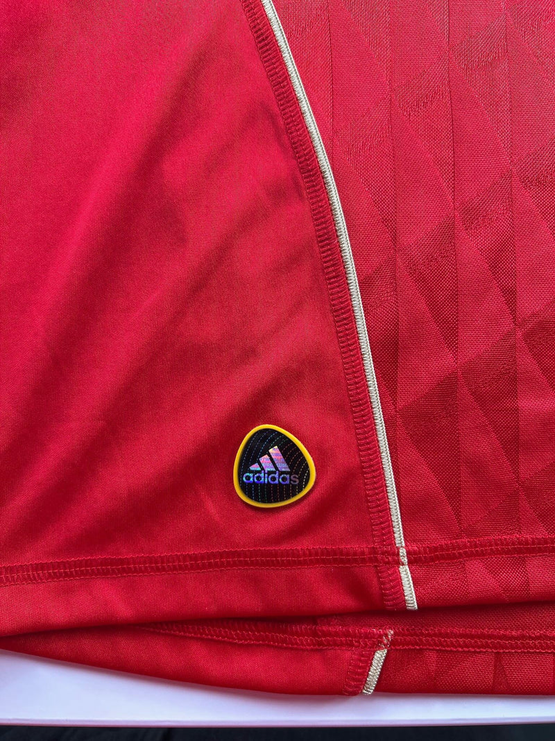 Liverpool Home Shirt 2010/12 Suarez #7 (L)